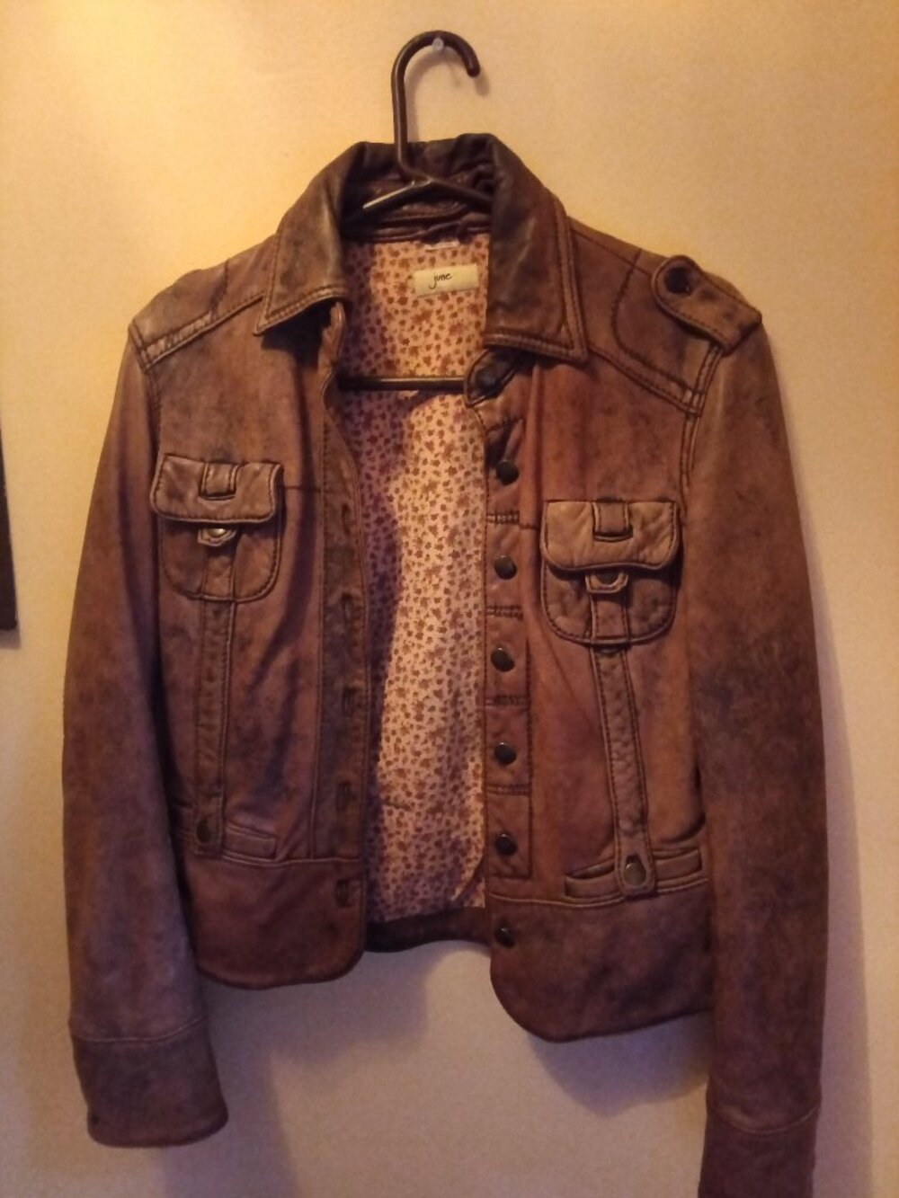 SZ S WOMEN'S VINTAGE '2000S VINTAGE JUNE DISTRESSED BROWN BUTTON-UP LEATHER